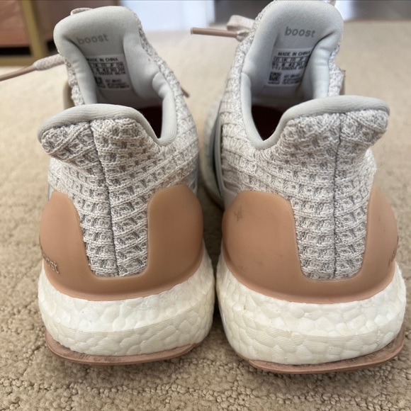 Adidas UltraBoost 4.0 “show your stripes” 9.5 - Picture 4 of 7